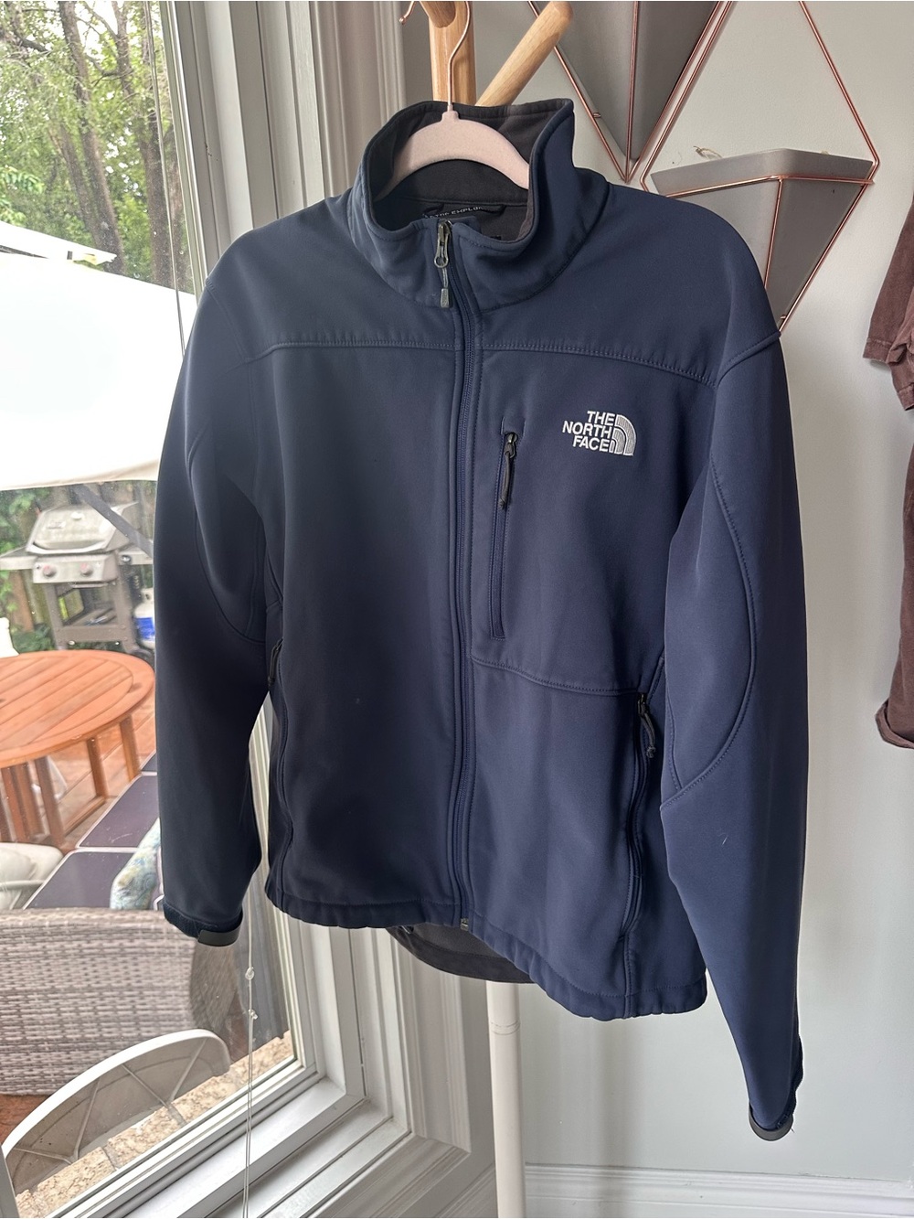 The North Face Men’s Navy Blue Softshell Jacket Fleece Lined Zipper Sweater Med